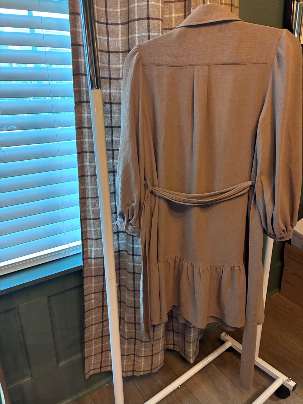 Max Studio Taupe Button-Front Ruffle Hem Tunic - Picture 6 of 6
